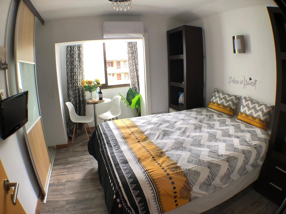 hotel room