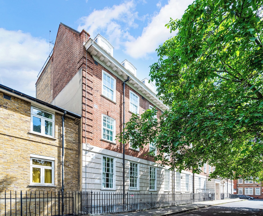 Student Only AXO Waterloo