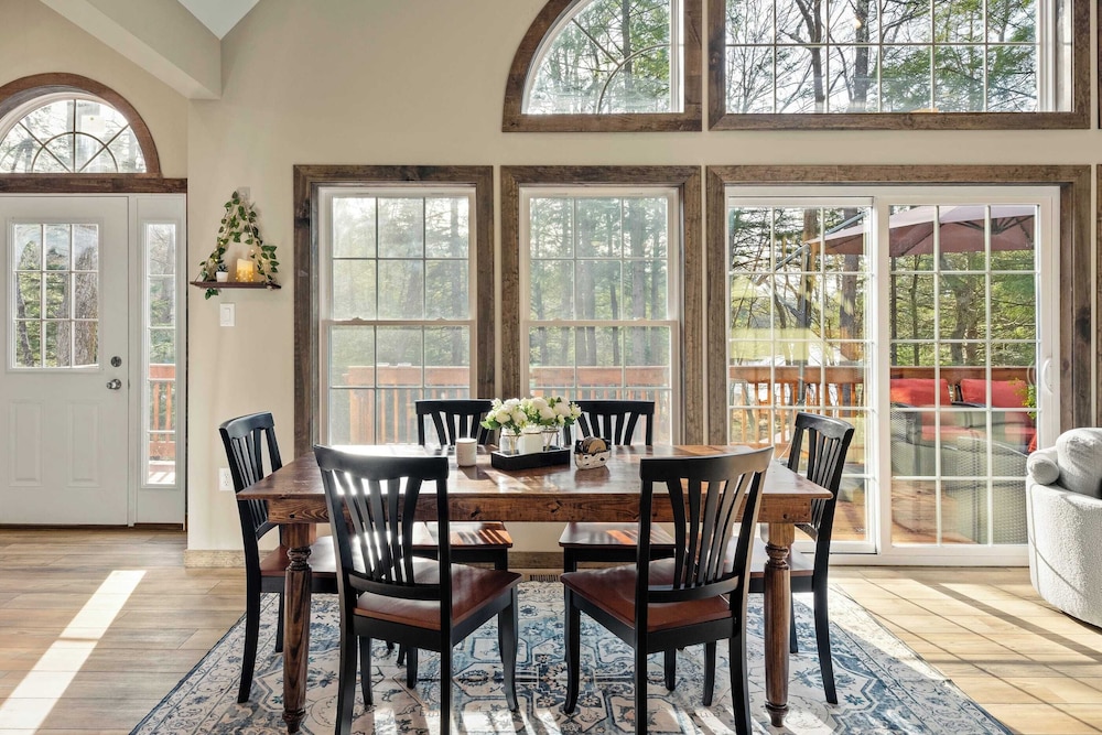 Lakeview Sunset Heaven Waterfront Escape + Private Dock Firepit + Game Room New Construction