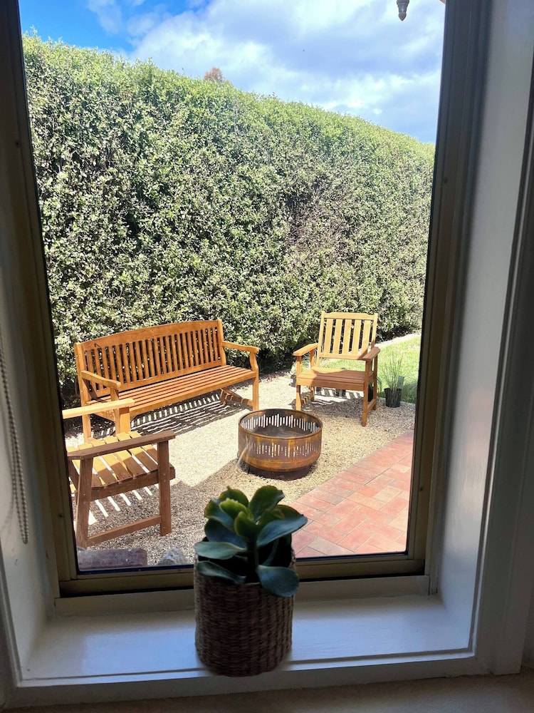 Saltwood Mornington - A Conscious Coastal Retreat