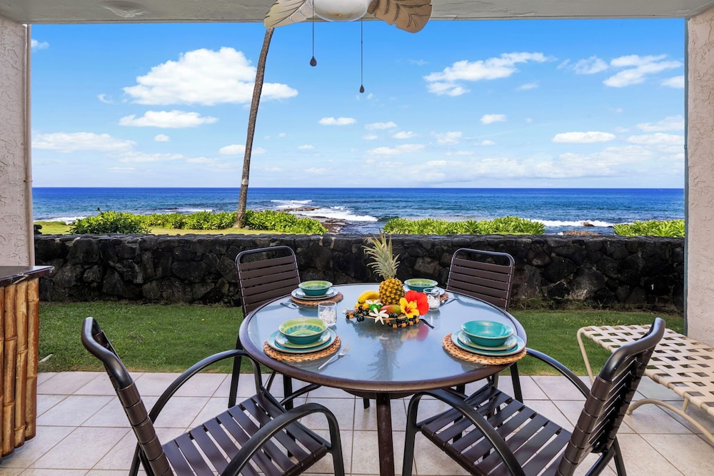 Easy Walk to Town Ocean Front AC & Wifi - Vrkcv