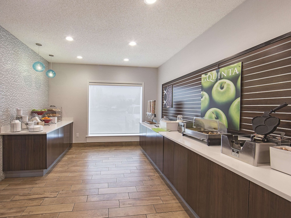La Quinta Inn Suites by Wyndham Central Point - Medford - Property Image 14