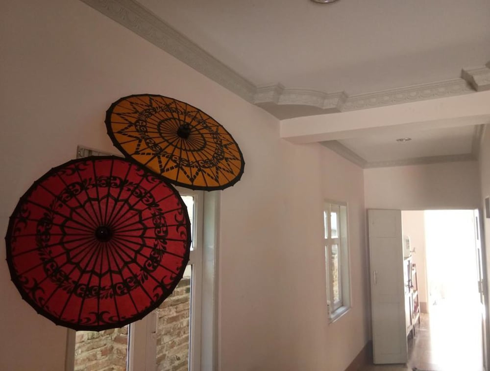 Lux Pillow Hostel