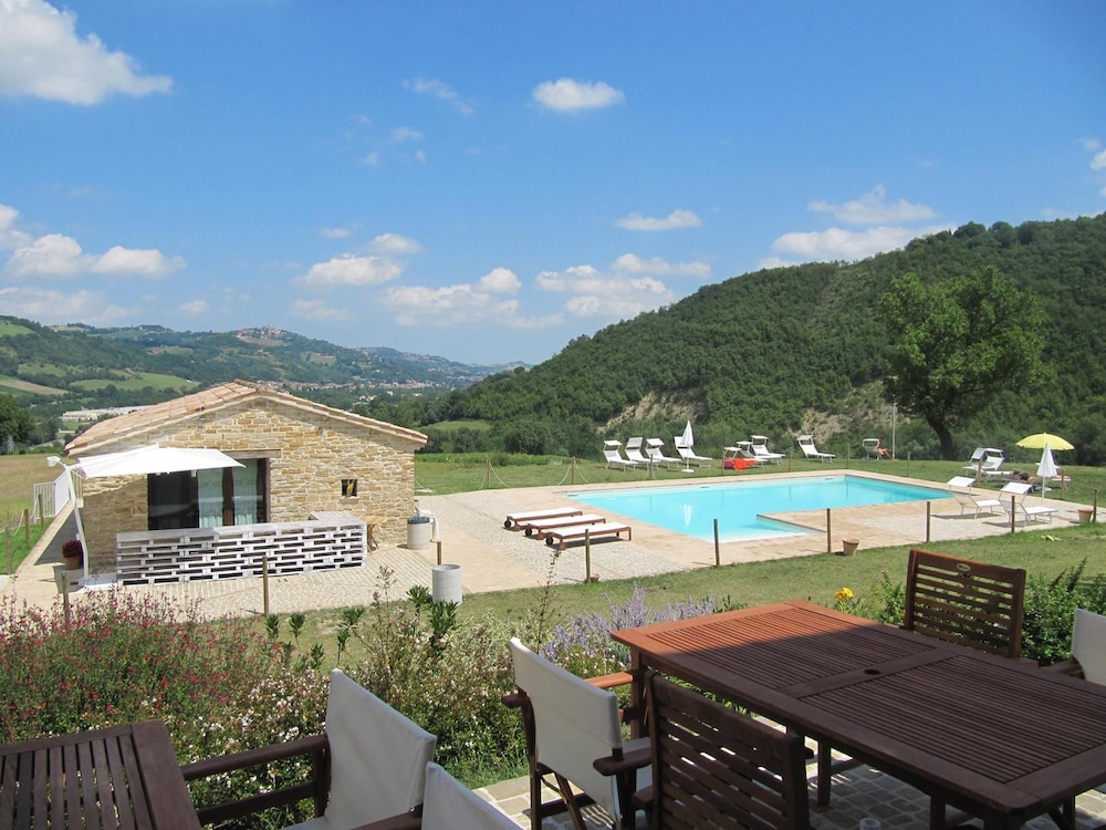 Amico Country House view 3