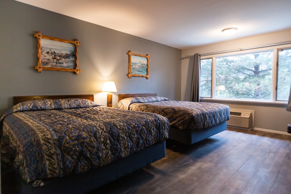 Rimrock Lodge view 3