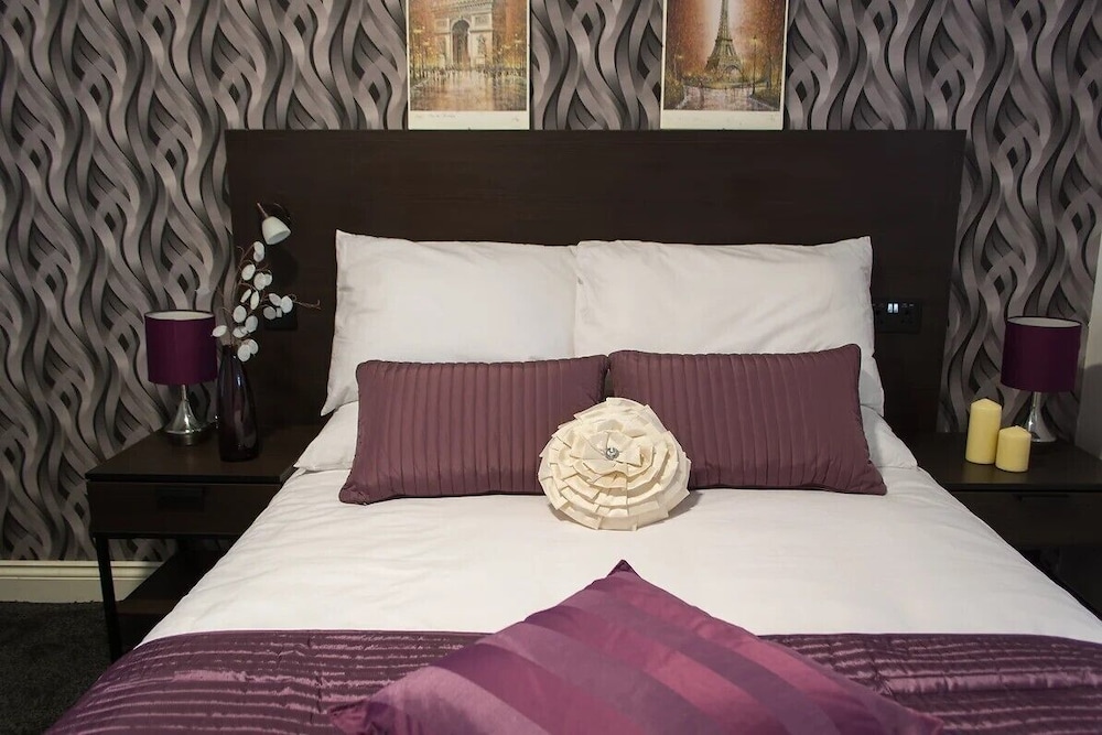 Salford Vacations - Imperial Salford Hotel - Property Image 4