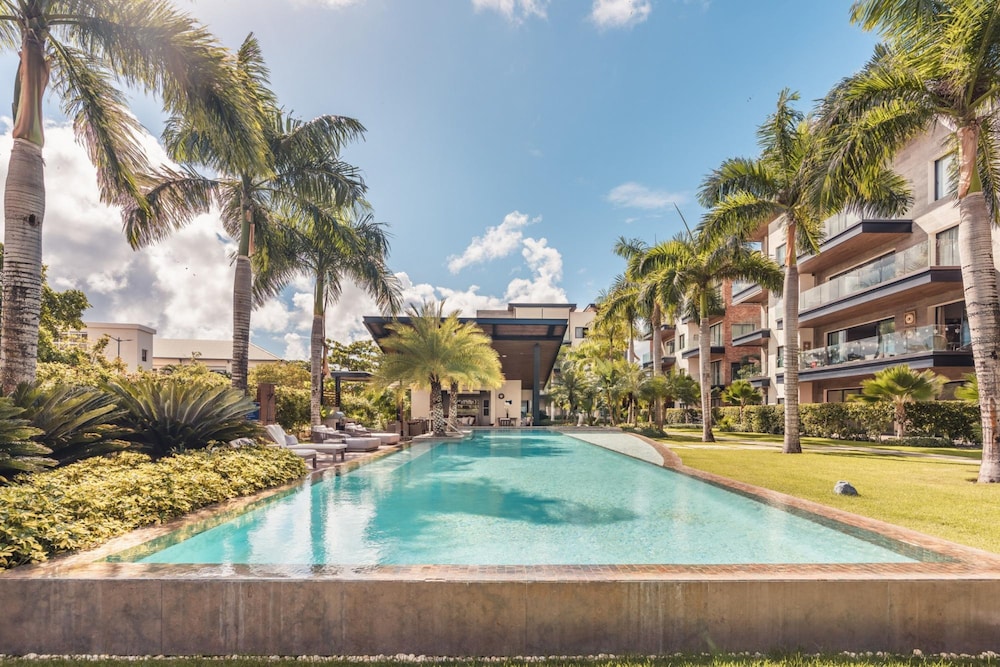 Loft 2BR 6 Guests Pool View Cap Cana