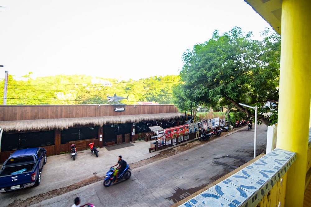 Mom's Guesthouse Coron - Hostel
