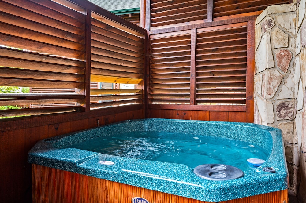 Amazing Views w Gameroom Hot Tub Pool