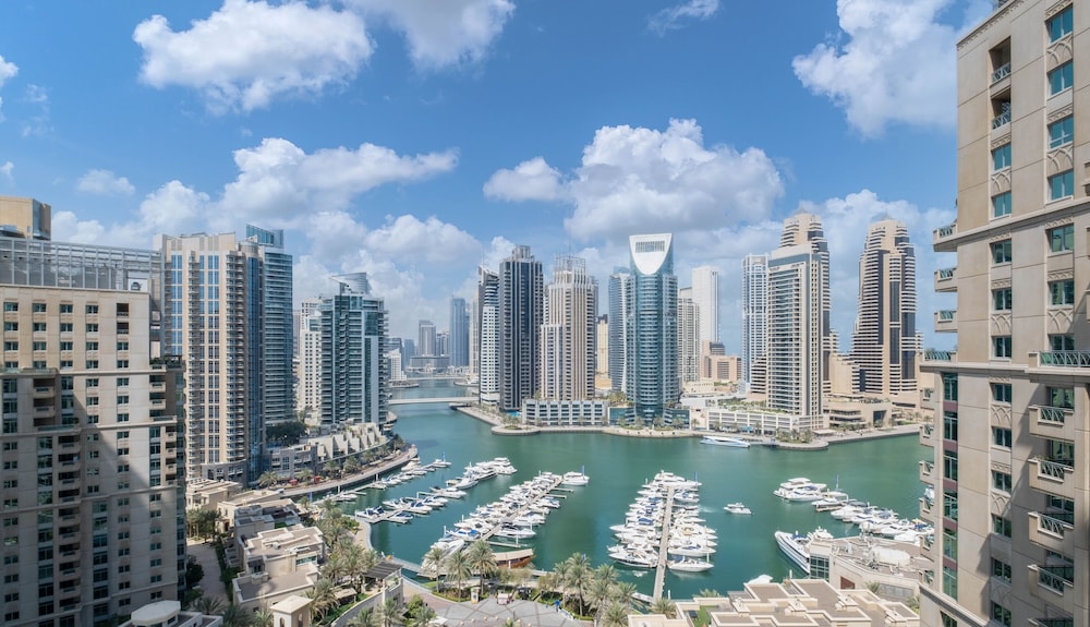 LUX - Ultimate Marina View Deluxe Suite