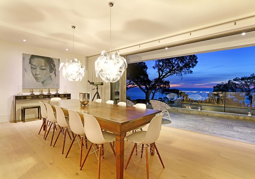 Villa 31 - Camps Bay view 2