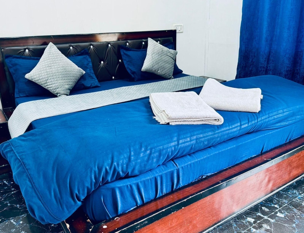 New Mandakini River Resort