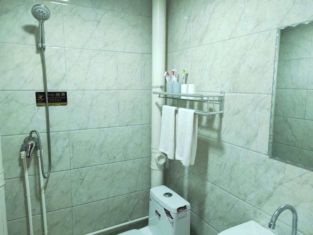 Pingshun Fuya Fengqing Hotel