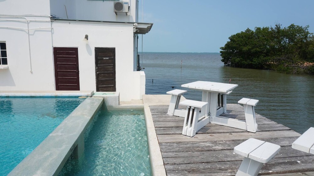 See Belize Seabreeze Sea View Studio With Balcony, Pool & Overwater Deck, 2nd FL