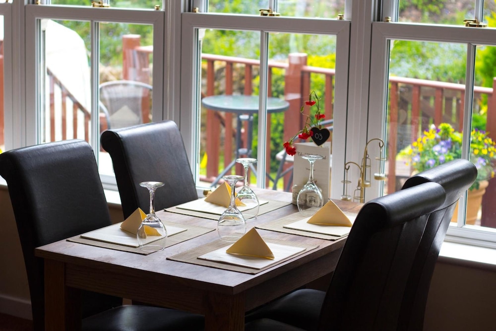 The Elks Head – Whitfield view 3
