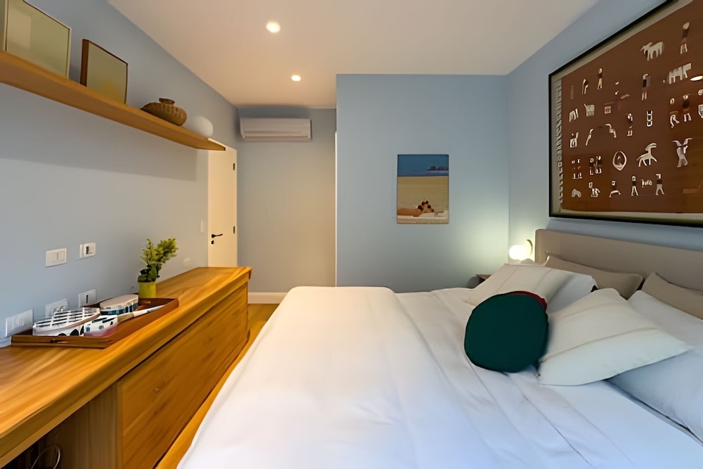 Ipanema | Duplex no melhor local do bairro, 4 quartos, 5 min da Praia - por Casapē Rio