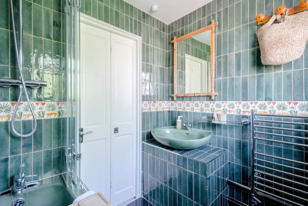 Unique Vintage-style 3BD Flat - Dalston