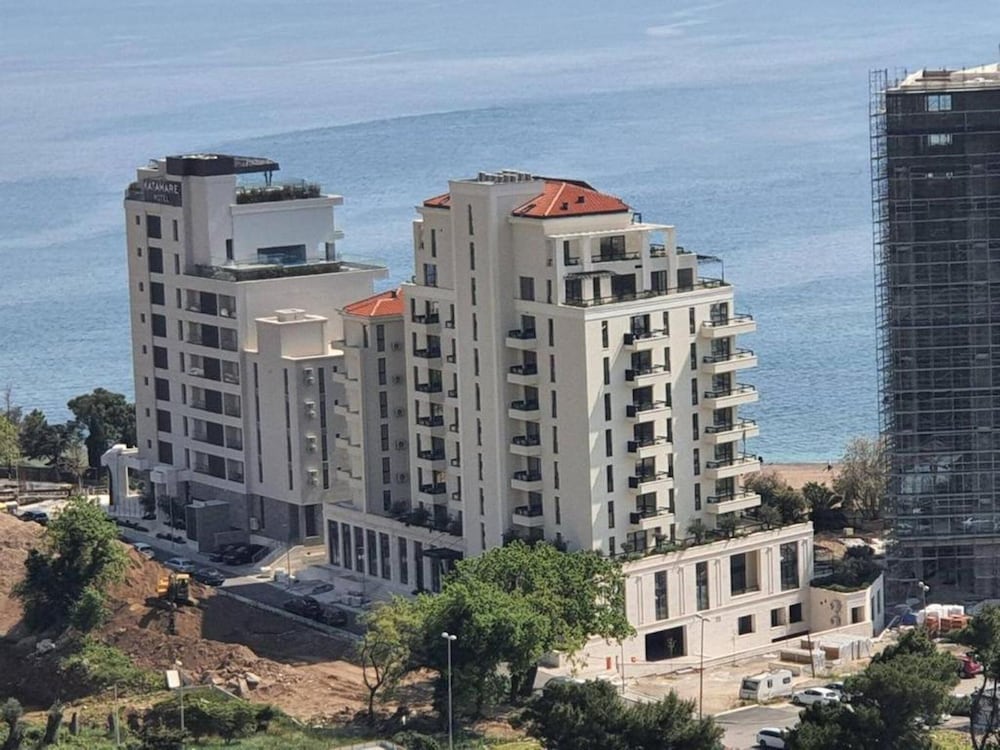 Hotel Invictus