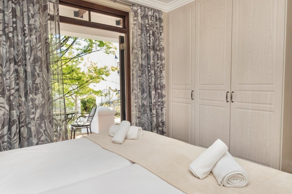 Winelands Golf Lodges at De Zalze