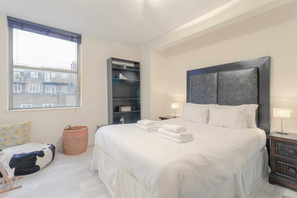 Incredible, Modern Apartment in South Kensington