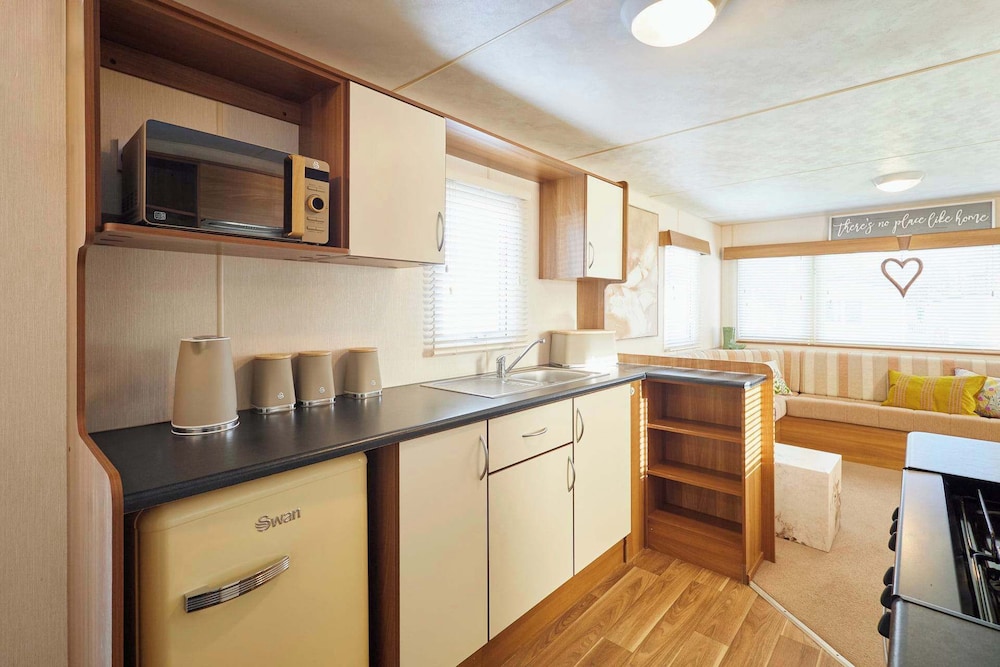 Host Stay Cosy Cove