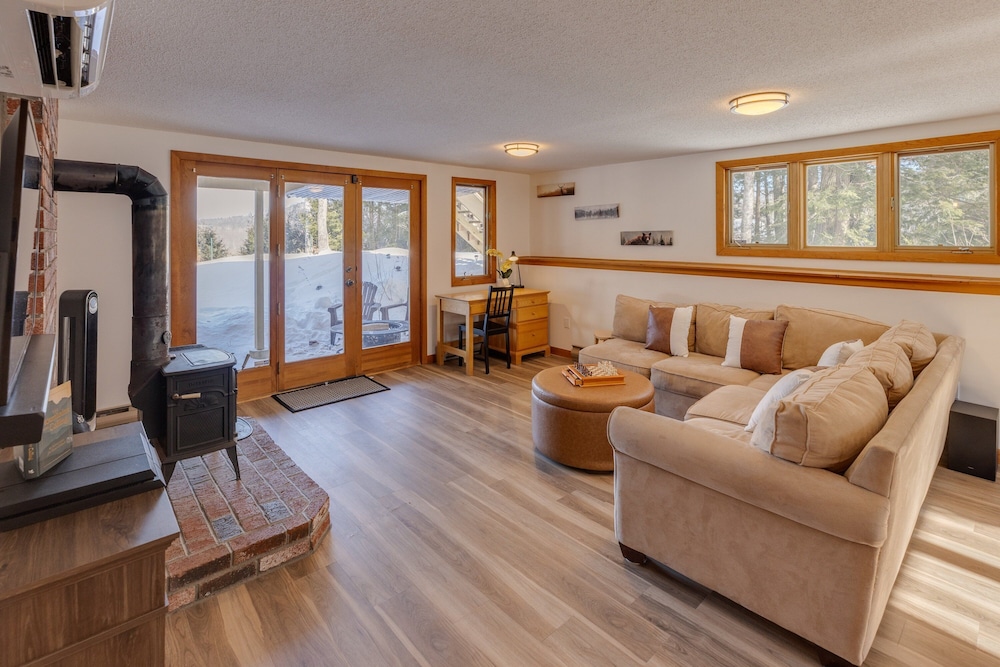 Scenic White Mountains Retreat 4 Bedroom Home