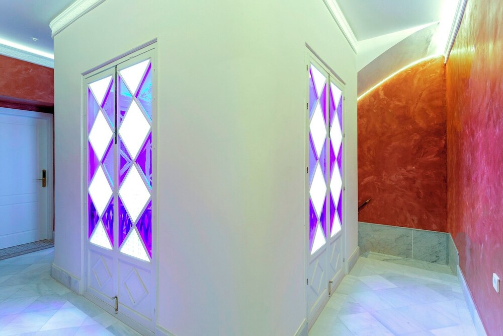 Exclusive Apartment in Seville.plaza del Museo 001