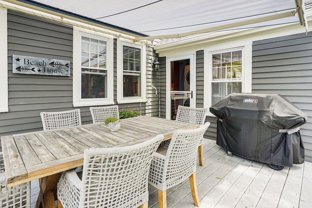 1 Mi to Beach: Manchester-by-the-sea Retreat!