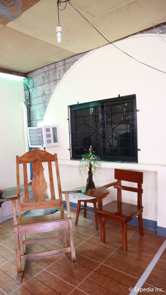 DJV Southville Guest House