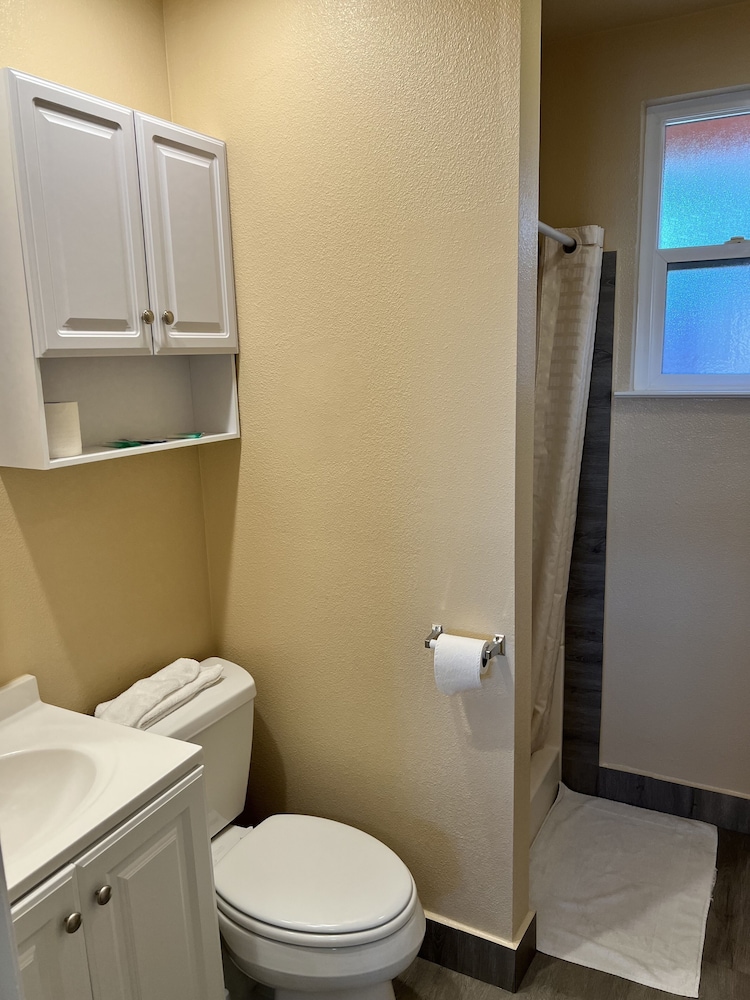 Studio Inn Livermore view 2