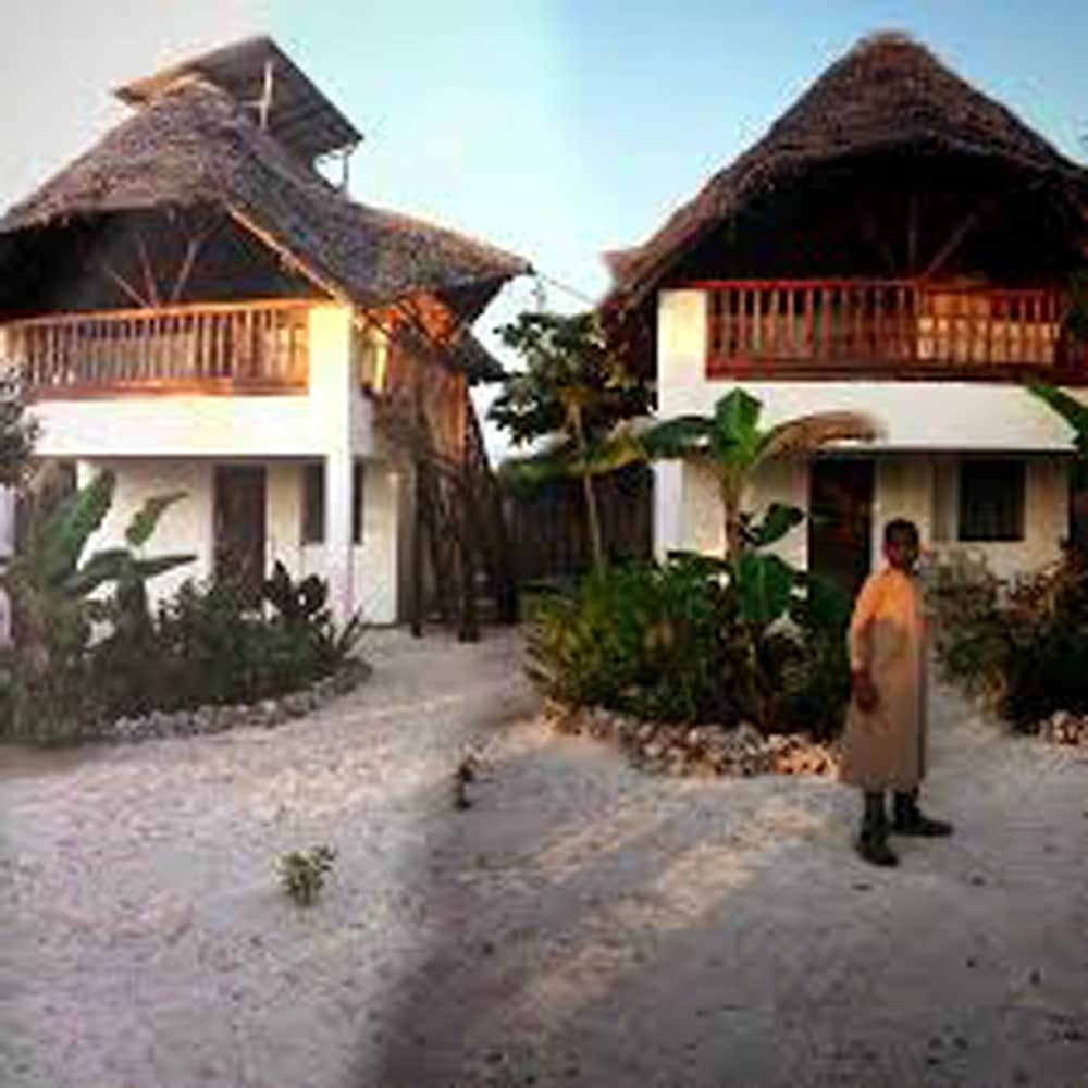 Tuna Lodge