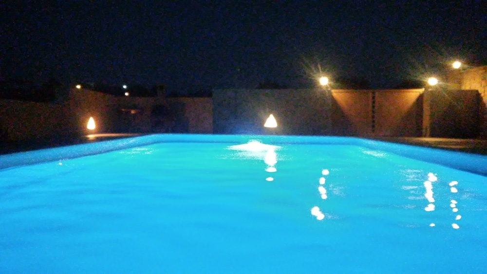 Lake Villas