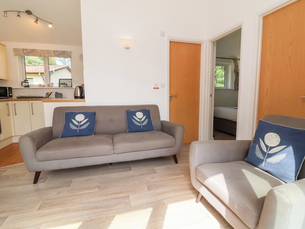 Chalet Log Cabin C9