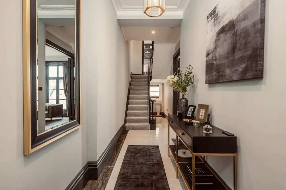 Luxurious & Central 3BD House - Chelsea