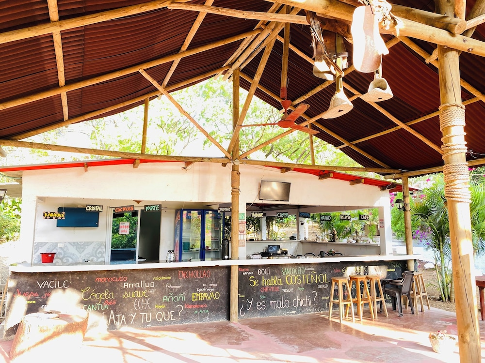 HOSTAL OLAS CLUB DE NEGUANJE - P TAYRONA
