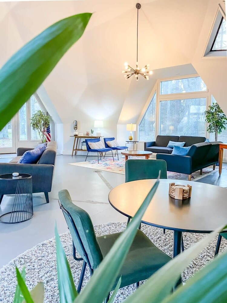 Bell Circle Eccentric Geodesic Dome-home