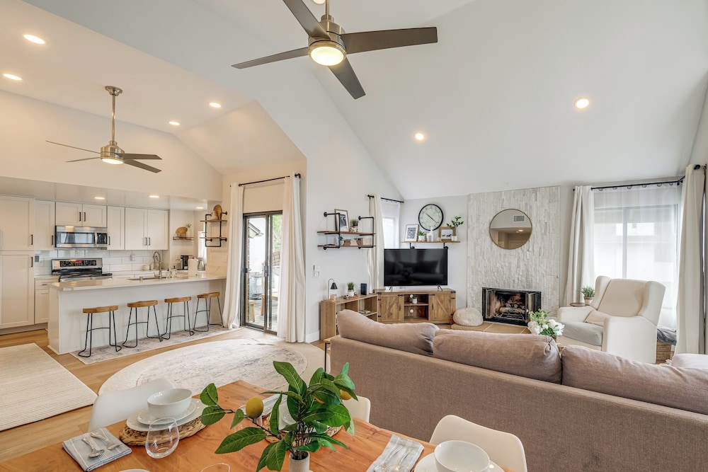 1 Mi to Coast: Family-friendly Gem in Solana Beach