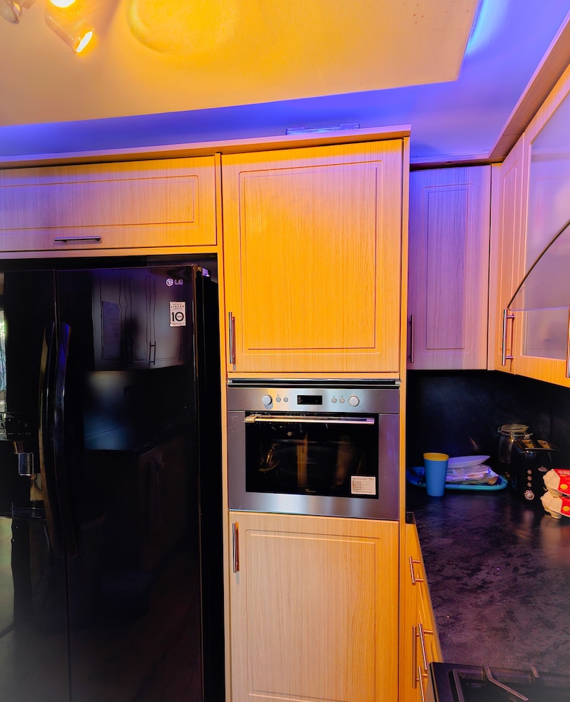 Edinburgh Mansion Retreat