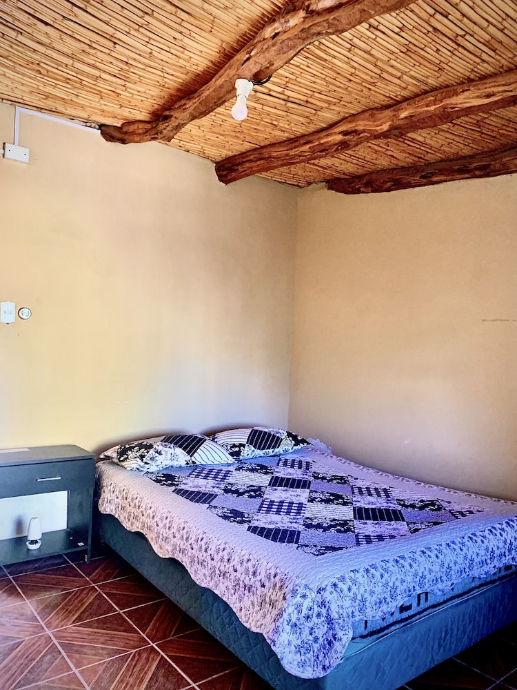 HOSTAL SURI ATACAMA - Hostel