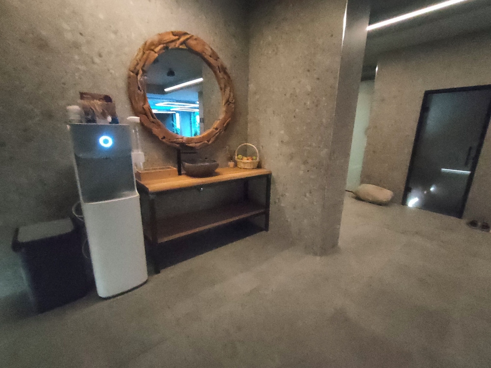 One room apartment
