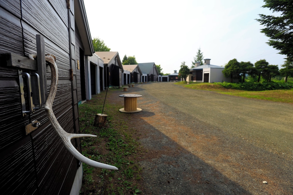 STARRY SKY COTTAGE 13 view 5