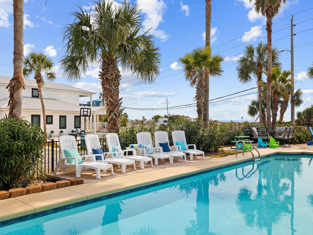 Private Paradise on Front Beach Rd by Resort Collection