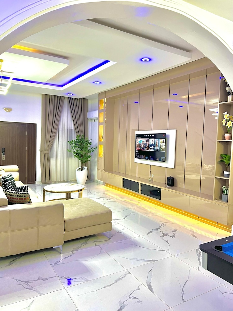 DF Blessed Apartment