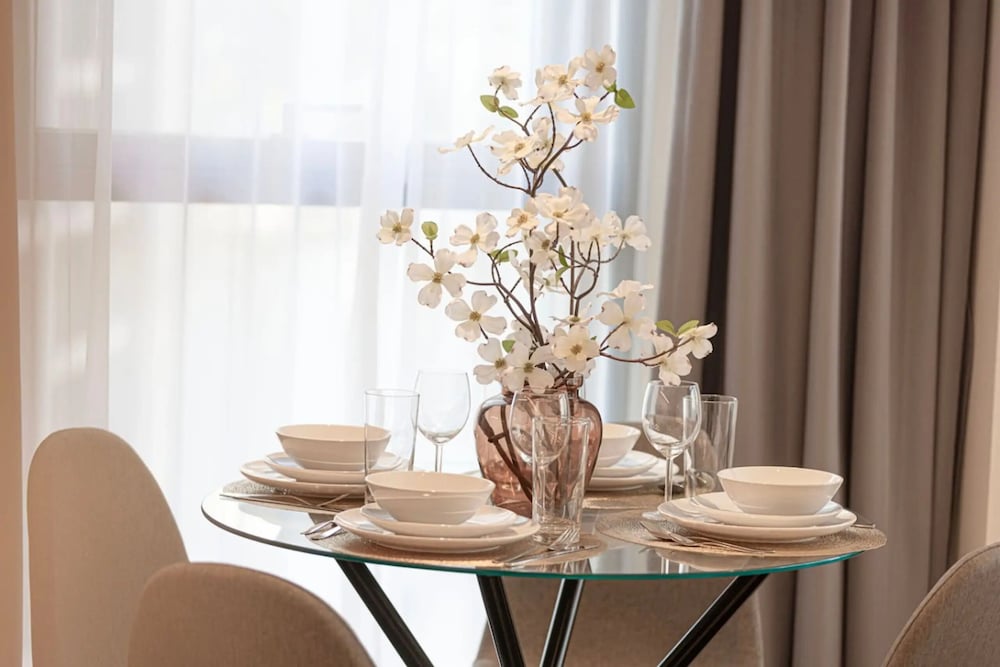 Burj Crown Lux Apartment by Dubai Mall