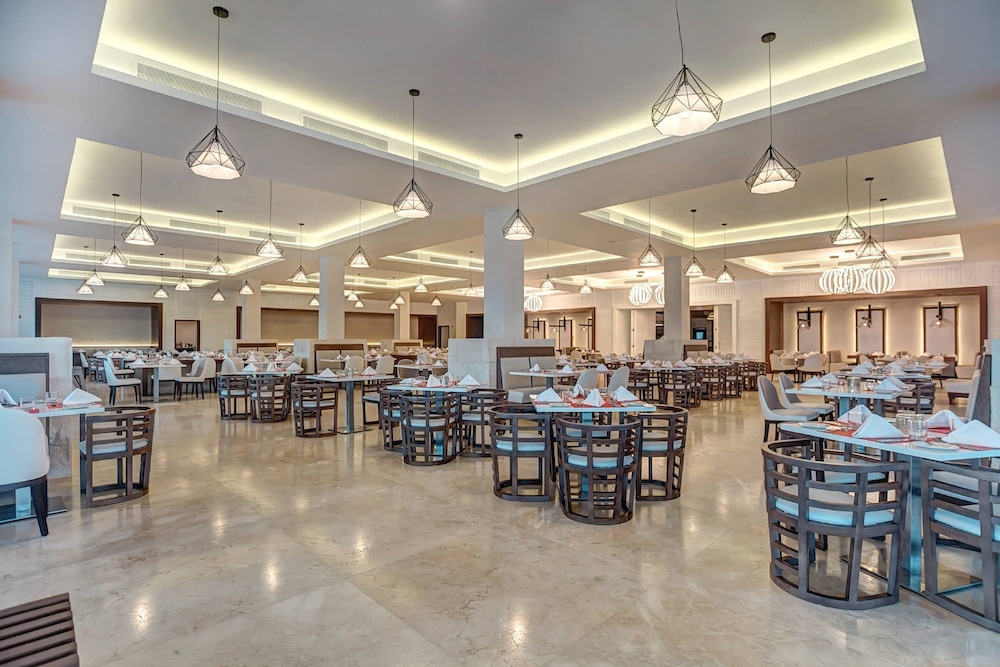 Jamaica Vacations - Royalton Blue Waters Montego Bay, An Autograph Collection All Inclusive Resort - Property Image 124