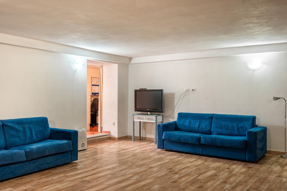 Cristal Blu Apartments In Santa Teresa Gallura
