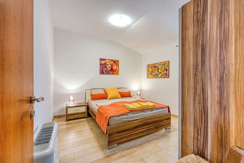 Grad Inn Boutique Villa Apt Lavander view 2