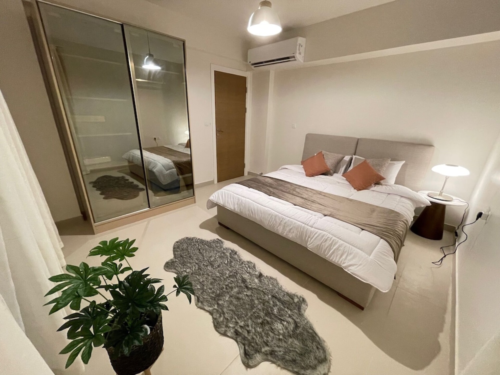 Marassi 1 bedroom with garden in marina view 3