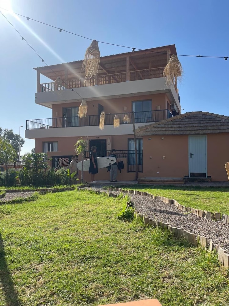 Harmony surf lodge