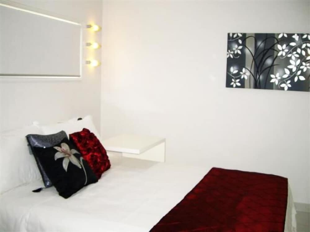 Urangan Vacations - Barooga On Pier - Property Image 2